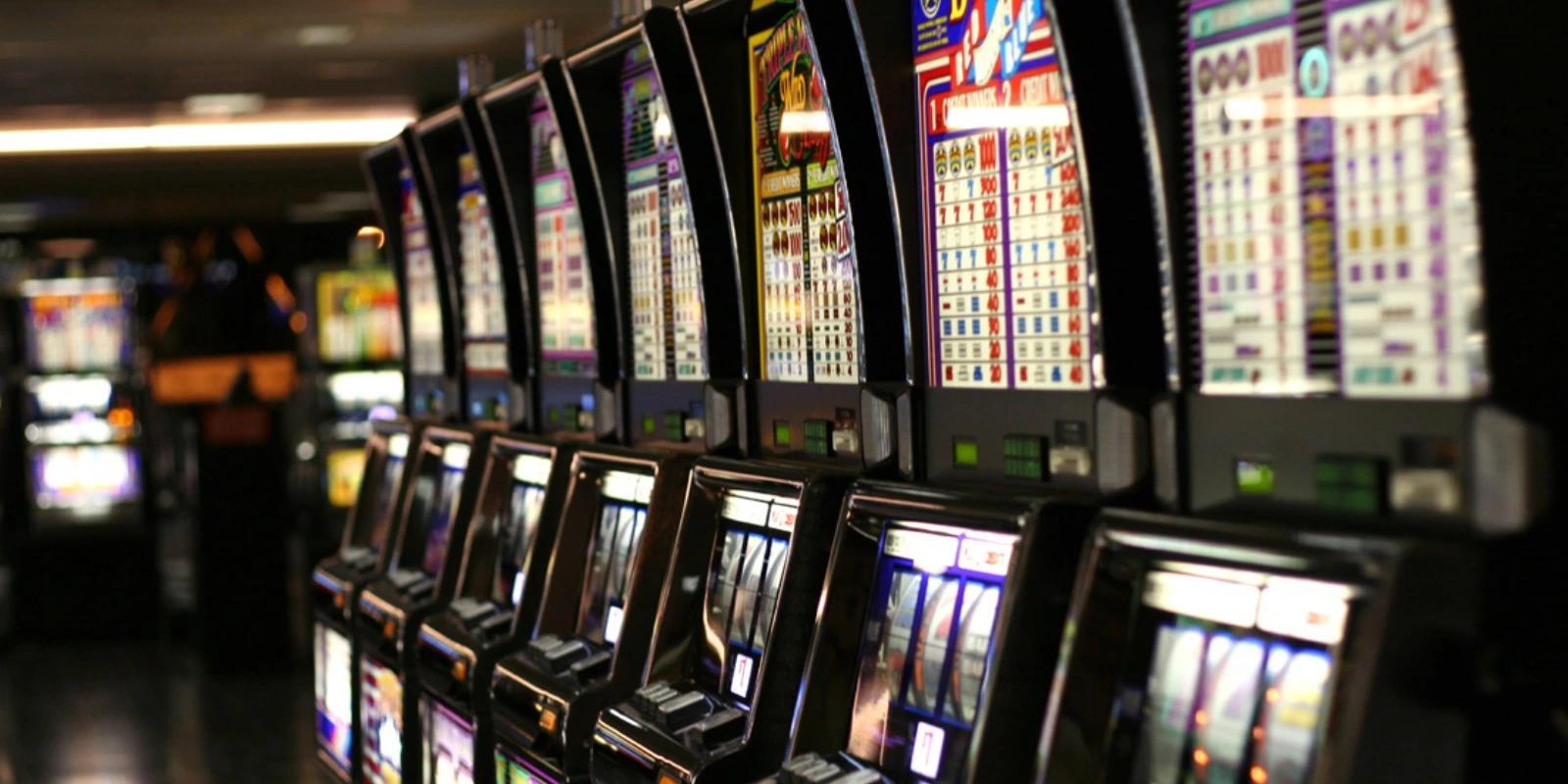 GAO Report Warns of Rising Gambling Threat Among U.S. Troops