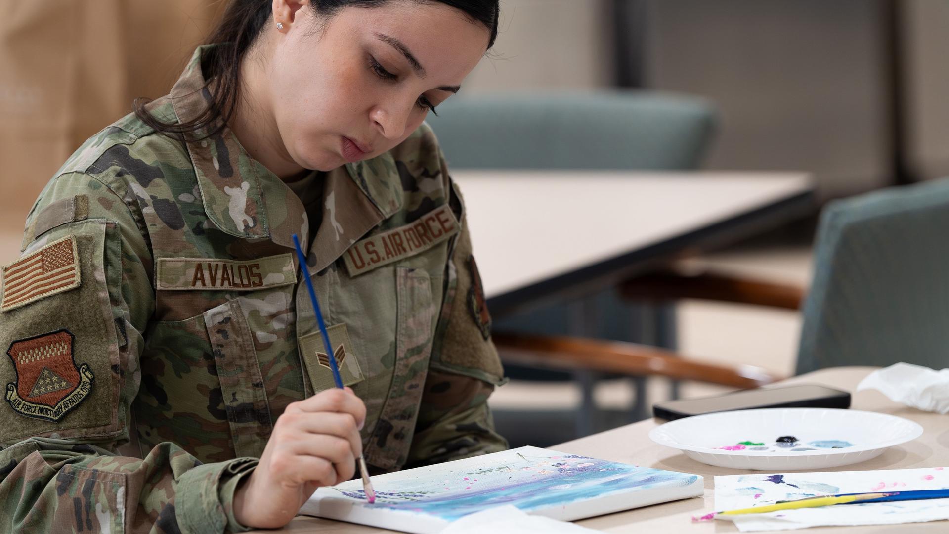 When Words Fail: How Art Therapy Is Helping Veterans and Service Members Heal